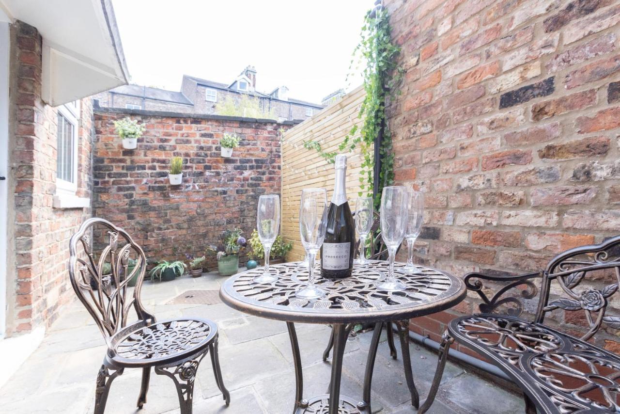 Bootham Apartment 32 - Free Parking - Five Minute Walk To York Minster Eksteriør billede